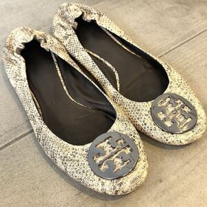Tory Burch Snakeskin Silver Logo Gray Black White Leather Ballet Flats size 10.5